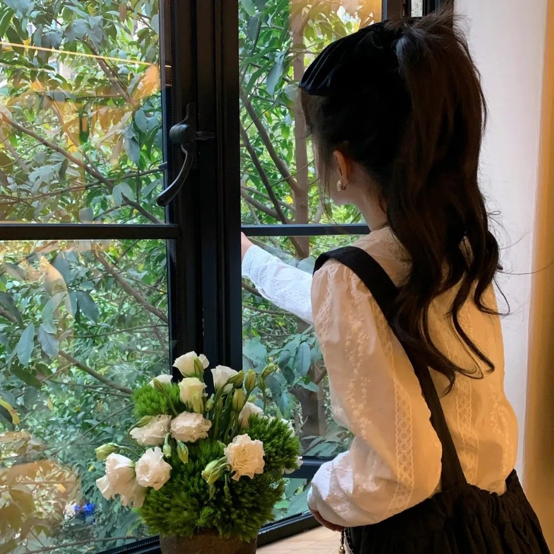 黑暗天际海报